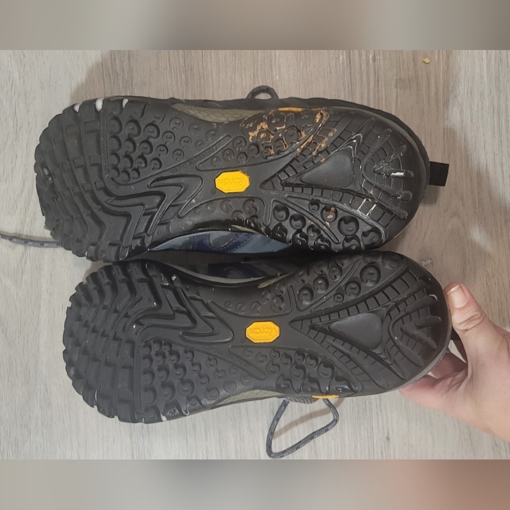 Merrell - Picture 6 of 7